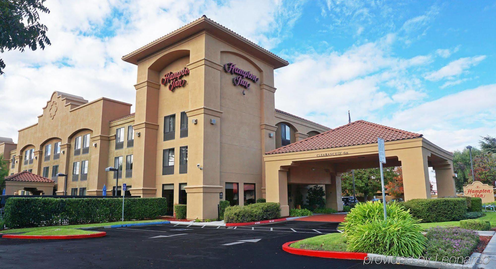 Hampton Inn Oakland-Hayward Eksteriør billede