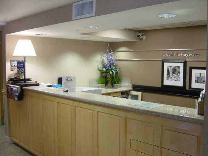 Hampton Inn Oakland-Hayward Eksteriør billede
